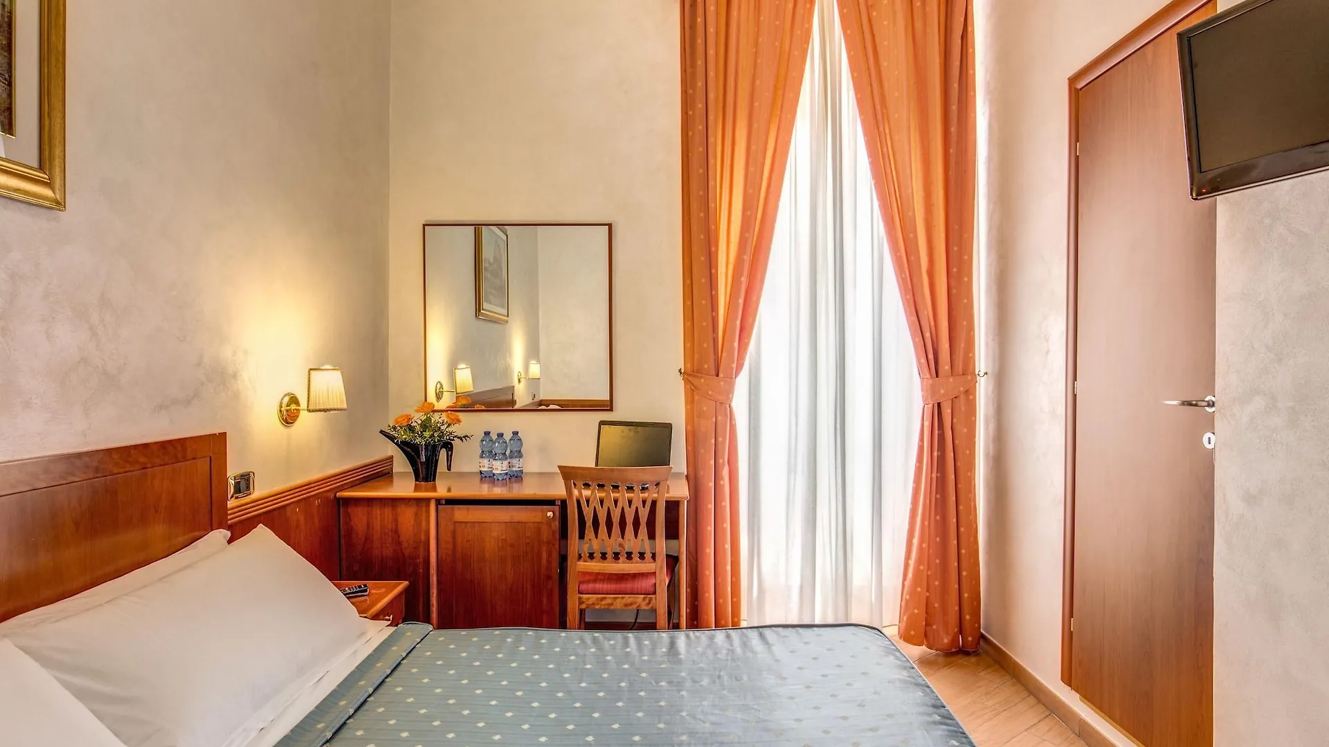 Hotel Centro Cavour Roma 3*,  Italia
