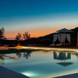 בית חווה Borgo I Vicelli Adults Only Relais באנו א-ריפולי