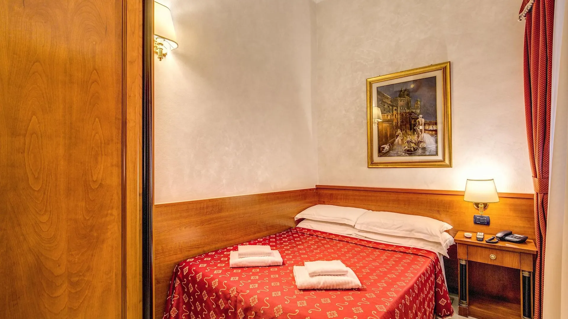 ***  Hotel Centro Cavour Roma Italy