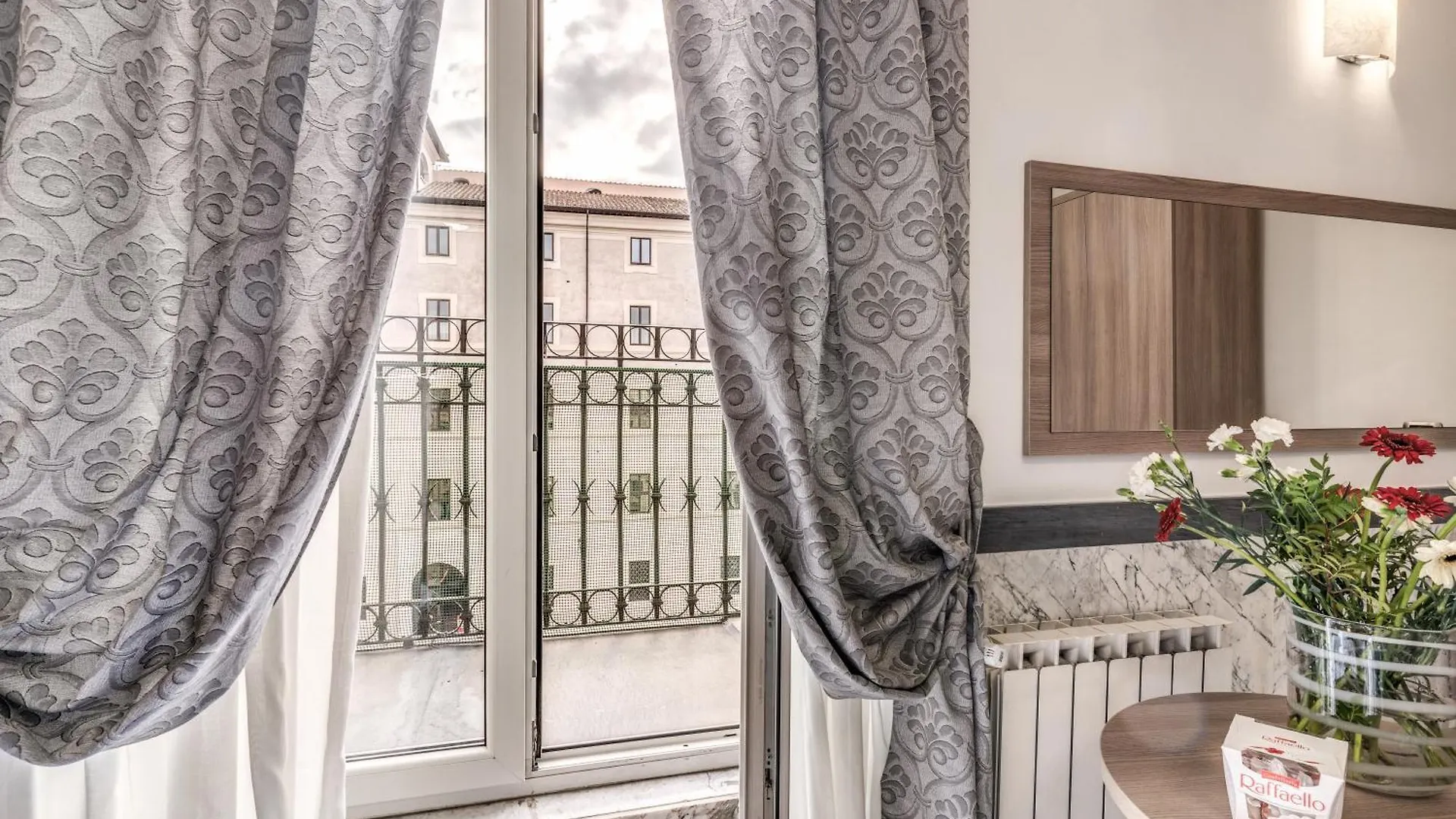 Hotel Centro Cavour Roma  Rome